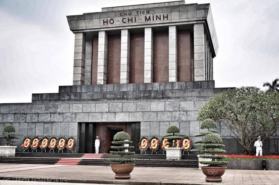 Visit the Ho Chi Minh Mausoleum in Vietnam - Guidebook Vietnam ...